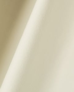 The Velvet Blackout Sample – Warm White