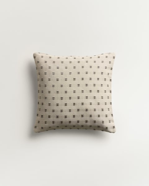 Cardigan – Sand/Black | 50x50 cm Jacquard Cushion Cover | NORDIC KNOTS UK