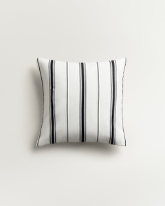 Triple Stripe – Dusty White/Black