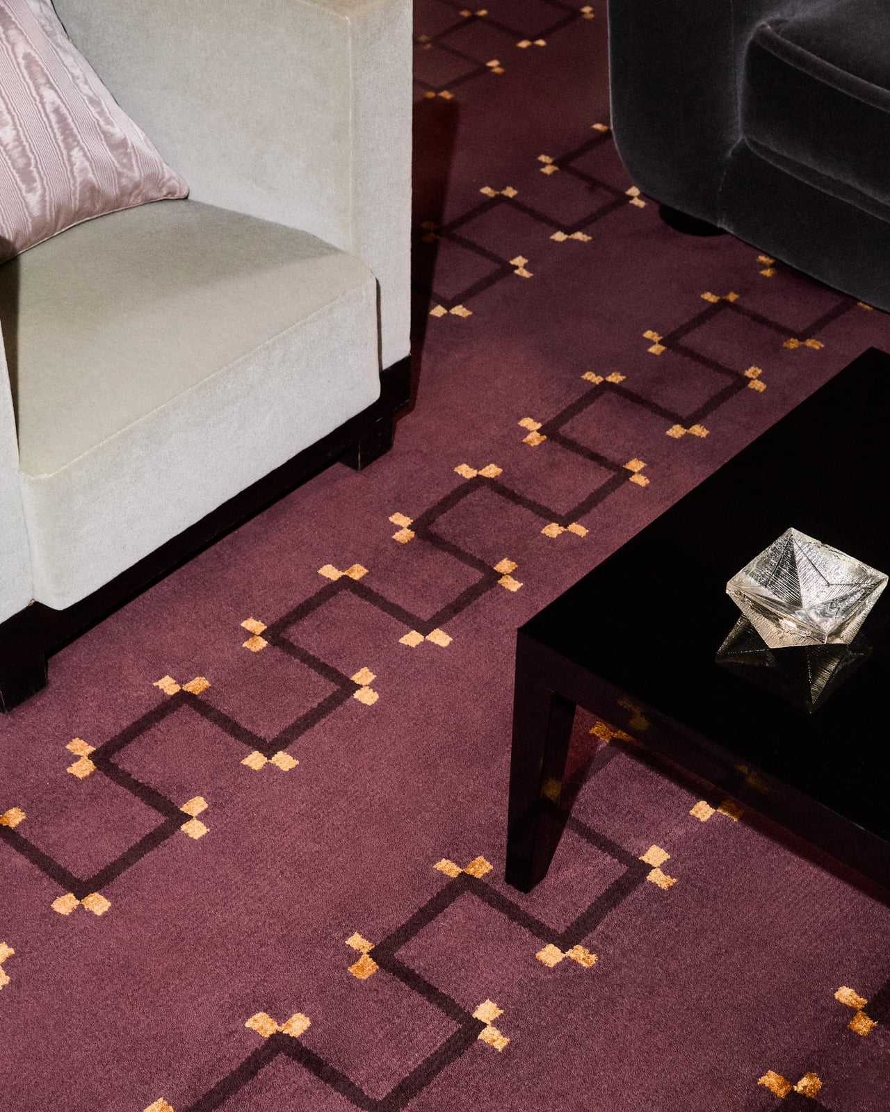 Nordic Knots, Silk,Wool Rugs, Matches – Plum