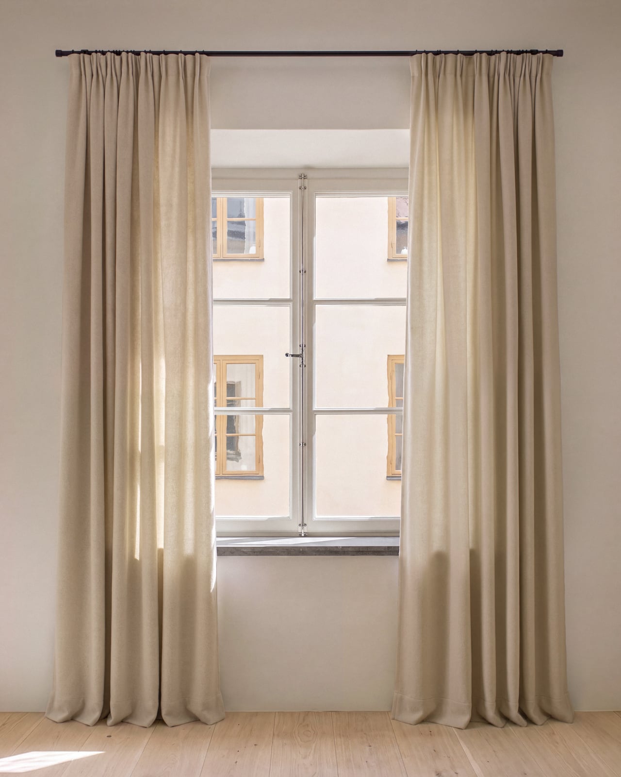 Nordic Knots, Ull Gardiner, The Shelter Wool – Sand