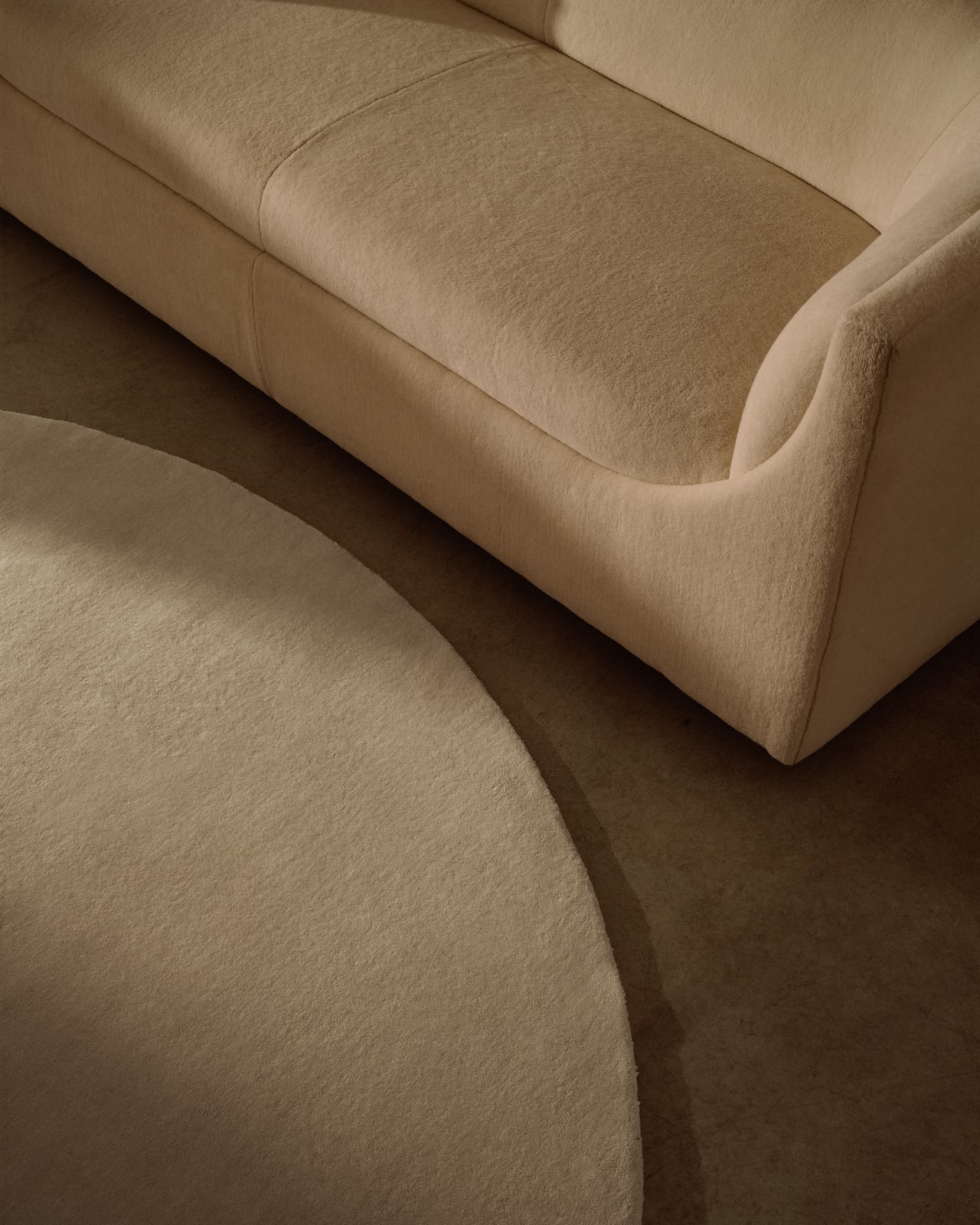 Grand – Dusty White | Plush Wool Rug | NORDIC KNOTS