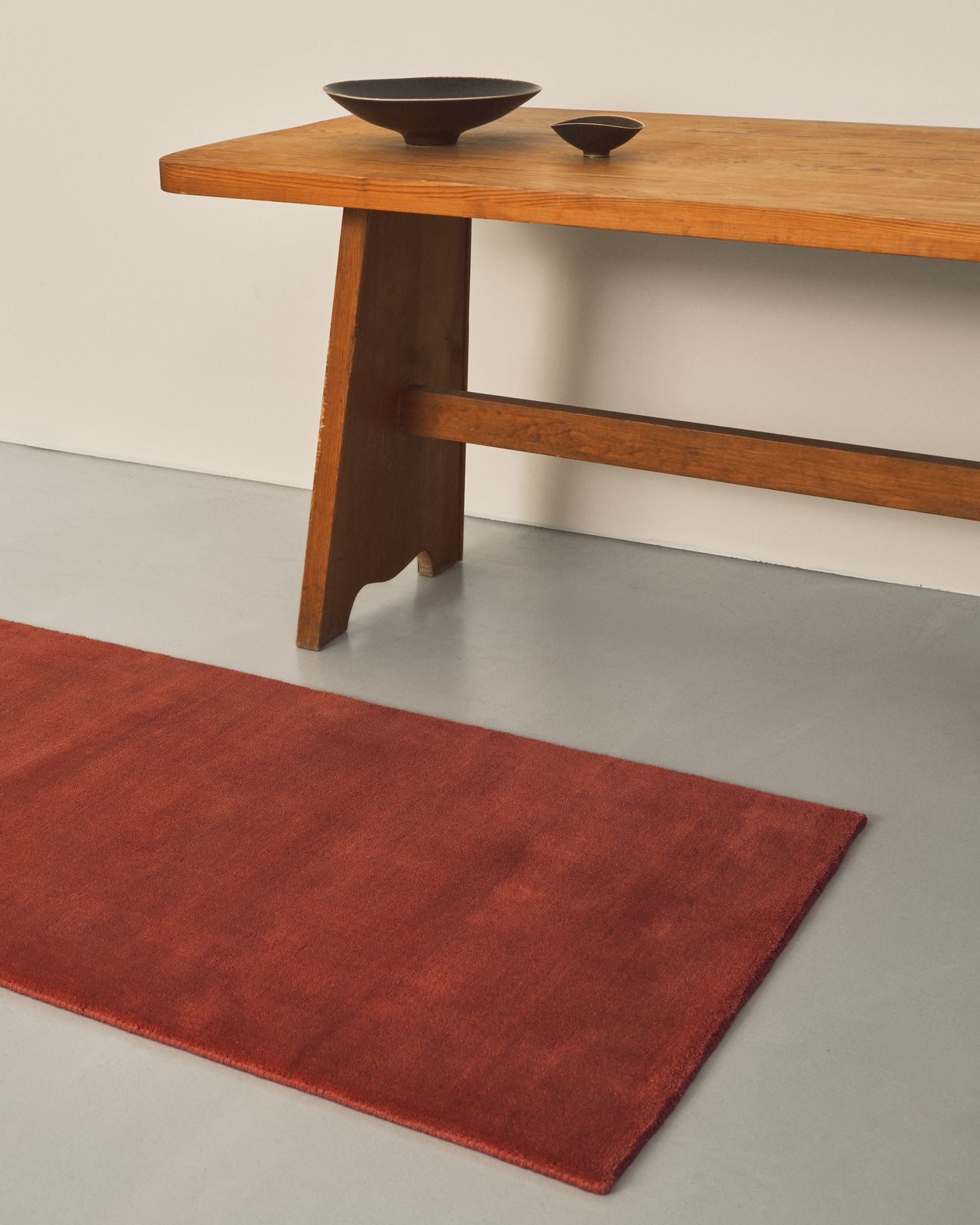 Grand Runner Brick Red Nordic Knots