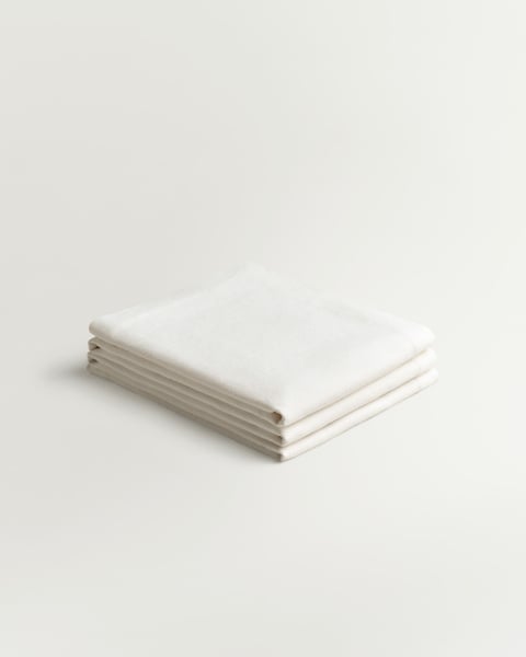 Studio Linen Bed Cover – White